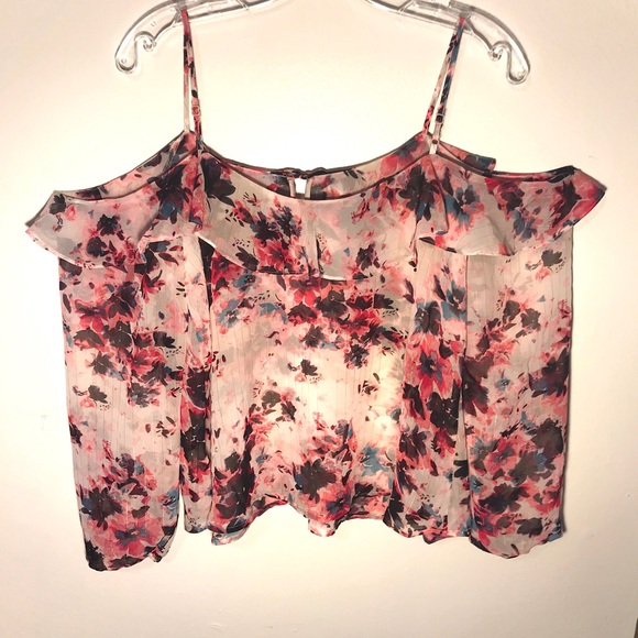 Sheer Floral Cold Shoulder Blouse - Picture 3 of 4